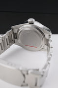 Load image into Gallery viewer, Tudor Black Bay 79230G - Detailed view 8