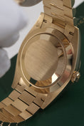Cargar la imagen en la vista de la galería, Rolex Day-Date 40 228238 - Vista detallada 9