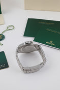 Bild in Galerie-Betrachter laden, Rolex Explorer II 226570 - Detail view 4