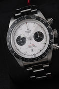 Carica l'immagine nel visualizzatore della galleria, Tudor Black Bay Chronograph 79360N - Detailansicht 2