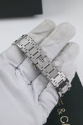 Load image into gallery viewer, Audemars Piguet Royal Oak Jumbo 15202ST.OO.1240ST.01 - Detailed view 8