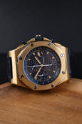 Cargar la imagen en la vista de la galería, Audemars Piguet Royal Oak Offshore Chronograph 25770BA - Detailansicht 2