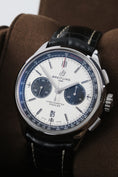 Charger l'image dans la visionneuse de galerie, Chronographe Breitling Premier B01 AB0118221G1P1 - Vue détaillée 3