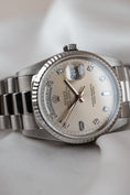 Cargar la imagen en la vista de la galería, Rolex Day-Date 36 18239 - Detail view 2