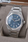 Bild in Galerie-Betrachter laden, Girard Perregaux Laureato 81010-11-431-11A - Detailansicht 2