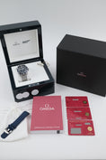 Bild in Galerie-Betrachter laden, Omega Seamaster 300 James Bond 60th Anniversary 21030422003002 - Papiere und oder Lieferumfang