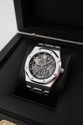 Cargue la imagen en el visor de la galería, Audemars Piguet Royal Oak Jumbo Skeleton 16204BC.OO.1240BC.01 - Detailansicht 1