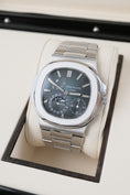 Charger l'image dans la visionneuse de galerie, Patek Philippe Nautilus 5712/1A-001 - Detailansicht 1
