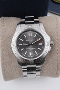 Load image into gallery viewer, Breitling Colt 41 A17313101F1A1 - Detailed view 3