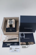 Bild in Galerie-Betrachter laden, Panerai Submersible PAM01518 - Papiere und oder Lieferumfang