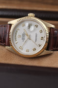 Load image into gallery viewer, Rolex Day-Date 36 18038 - Detailed view 2
