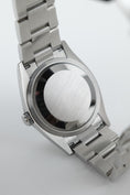 Bild in Galerie-Betrachter laden, Rolex Oyster Perpetual 36 126000 - Detail view 11