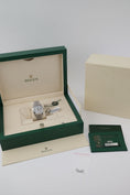 Bild in Galerie-Betrachter laden, Rolex Day-Date 40 Meteorite Baguette Dial 228206 - Papiere und oder Lieferumfang