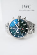Carica l'immagine nel visualizzatore della galleria, IWC Pilot's Watch Chronograph 43 mm IW378006 - vista dettagliata 3