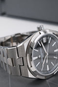 Bild in Galerie-Betrachter laden, Vacheron Constantin Overseas 4520V - Detailansicht 8