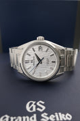 Bild in Galerie-Betrachter laden, Grand Seiko Evolution 9 SLGH005 - Detailansicht 3