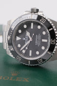 Load image into gallery viewer, Rolex Submariner No Date 124060 - Detailansicht 3