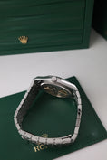 Załaduj obraz do przeglądarki galerii, Rolex Land-Dweller 40 127334 - Detailansicht 6