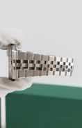 Załaduj obraz do przeglądarki galerii, Rolex Land-Dweller 40 127334 - Detailansicht 9