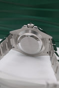 Load image into gallery viewer, Rolex Submariner No Date 124060 - Detailed view 9