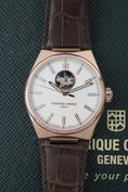 Bild in Galerie-Betrachter laden, Frederique Constant Highlife Open Heart FC-303/310X4TNH2/4/6 - Detailansicht 2