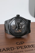 Load image into gallery viewer, Girard Perregaux Laureato Skeleton 81015-32-001-32A - Detailed view 2