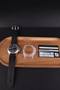 Carica l'immagine nel visualizzatore della galleria, Panerai Luminor Base Logo PAM01000 - Papiere und oder Lieferumfang