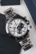 Carica l'immagine nel visualizzatore della galleria, Zenith Chronomaster Sport 03.3100.3600/69.M3100 - Detail view 3