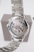 Bild in Galerie-Betrachter laden, Nomos Club Sport Neomatik Weltzeit Jungle 790.S2 - Detailansicht 9