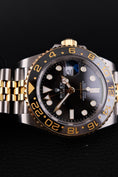 Bild in Galerie-Betrachter laden, Rolex GMT Master II 126713GRNR - Detailansicht 3