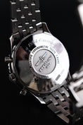 Bild in Galerie-Betrachter laden, Breitling Navitimer 1884 A2135024/BE62 - Detail view 1
