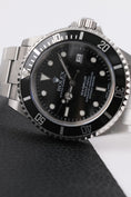 Cargar la imagen en la vista de la galería, Rolex Sea-Dweller 16600 - Vista detallada 3