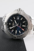 Load image into Gallery viewer, Breitling Avenger GMT 43 A32397 - Detailansicht 1