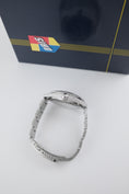 Load image into gallery viewer, Oris Divers 65 X Chronos Limited 01 400 7774 4015 - Detailed view 5