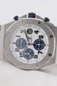 Charger l'image dans la visionneuse de galerie, Audemars Piguet Royal Oak Offshore Navy Chronograph 26170ST - Detailansicht 1
