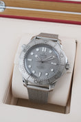 Load image into gallery viewer, Omega Seamaster Diver 300M 210.30.42.20.06.002 - Detailed view 1