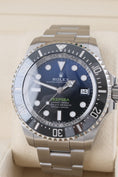 Załaduj obraz do przeglądarki galerii, Rolex Sea-Dweller Deepsea 136660 - Detailansicht 2