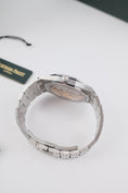 Cargar la imagen en la vista de la galería, Audemars Piguet Royal Oak Jumbo 15202ST.OO.1240ST.01 - Detailansicht 4