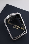 Load image into gallery viewer, Girard Perregaux Laureato 81010-11-131-11A - Detailed view 4
