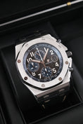 Bild in Galerie-Betrachter laden, Audemars Piguet Royal Oak Offshore Chronograph 26470ST.OO.A028CR.01 - Detailansicht 1