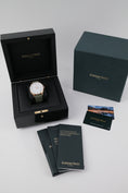 Cargue la imagen en el visor de la galería, Audemars Piguet Code 11.59 15210OR - Papiere und oder Lieferumfang