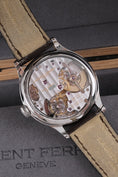 Załaduj obraz do przeglądarki galerii, Laurent Ferrier Classic Micro-Rotor 40mm FBN 229.01 - Widok szczegółowy 7