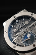 Load image into Gallery viewer, Hublot Classic Fusion Aerofusion Moonphase 547.NX.0170.LR - Detailansicht 2