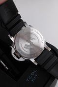 Bild in Galerie-Betrachter laden, Panerai Submersible PAM00683 - Detailansicht 10