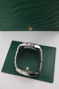 Carica l'immagine nel visualizzatore della galleria, Rolex Submariner Date 126610LV - Vista dettagliata 5