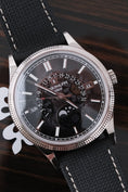 Load image into gallery viewer, Patek Philippe Perpetual Calendar 6159G-001 - Detailansicht 5