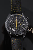 Cargue la imagen en el visor de la galería, Omega Speedmaster Lado Oscuro de la Luna 31192443001001 - Vista detallada 2