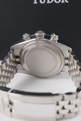 Charger l'image dans la visionneuse de galerie, Tudor Black Bay Chrono M79360N-0019 - Detailansicht 9