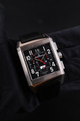 Load image into Gallery viewer, Jaeger-LeCoultre Squadra World Chrono 702 T 470 - Detailansicht 1