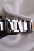 Bild in Galerie-Betrachter laden, Cartier Tank Anglaise WT100025 - Detailansicht 3